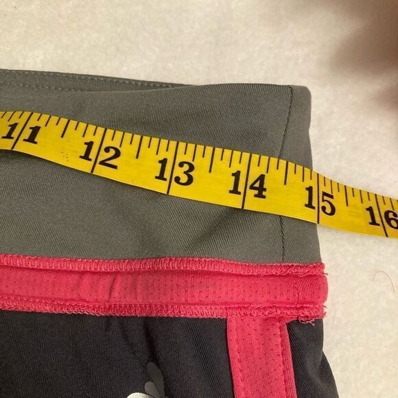 Old Navy Gray and Pink Skort - Picture 4 of 7